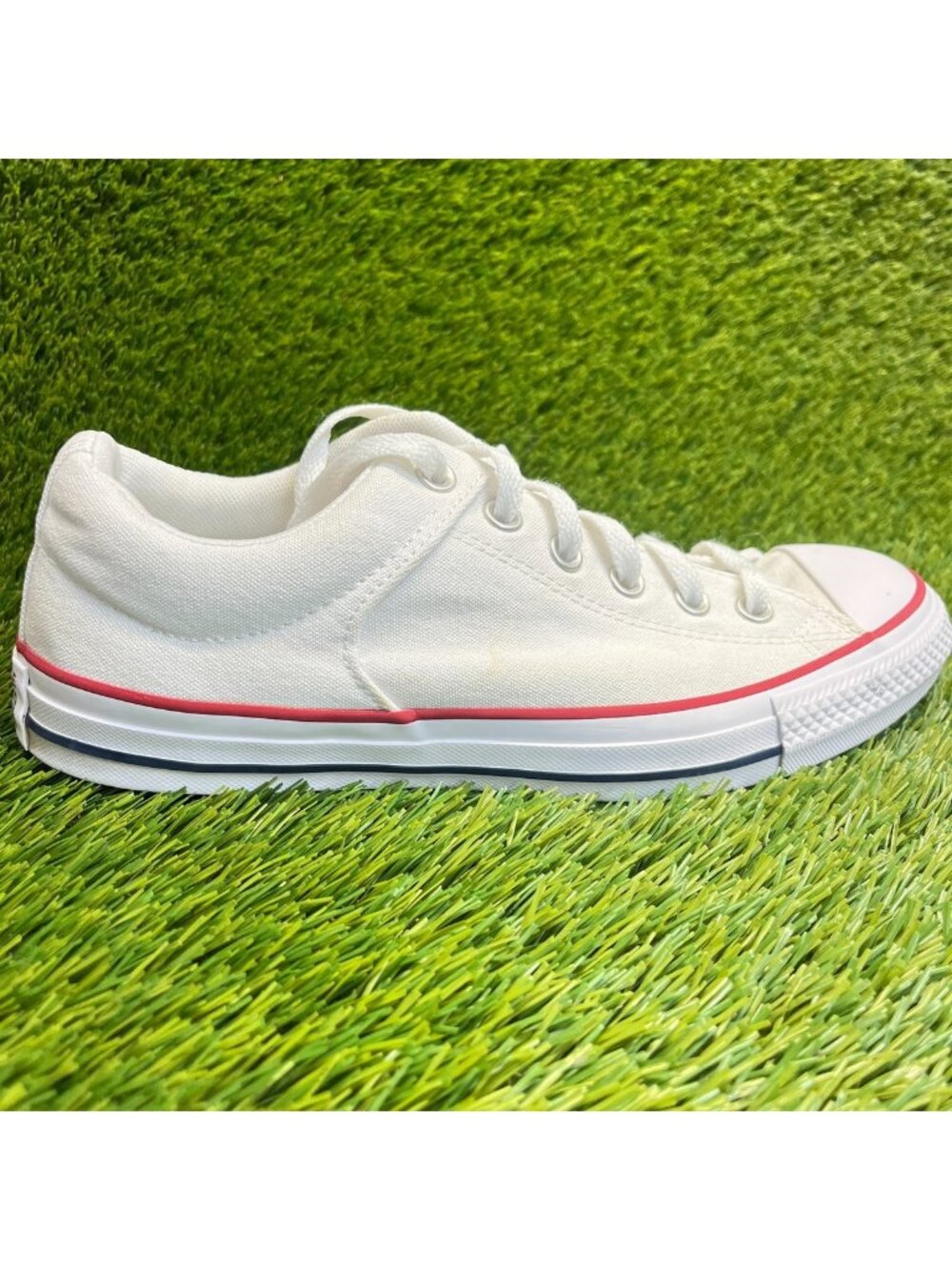 Converse Chuck Taylor All Star Womens 9.5 Mens 7.5 White Athletic Shoes Sneakers